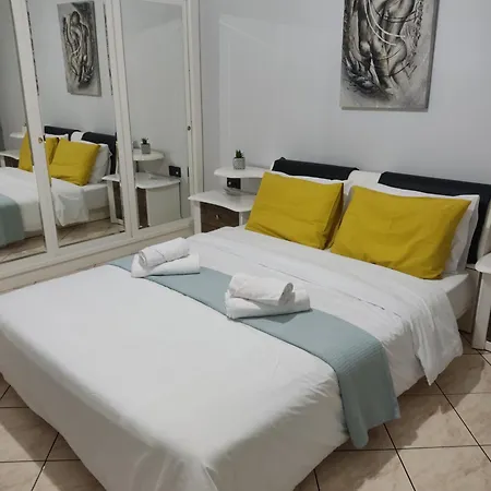 Apartment Rafaela's *