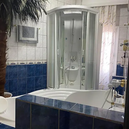 Rafaela's Апартаменты