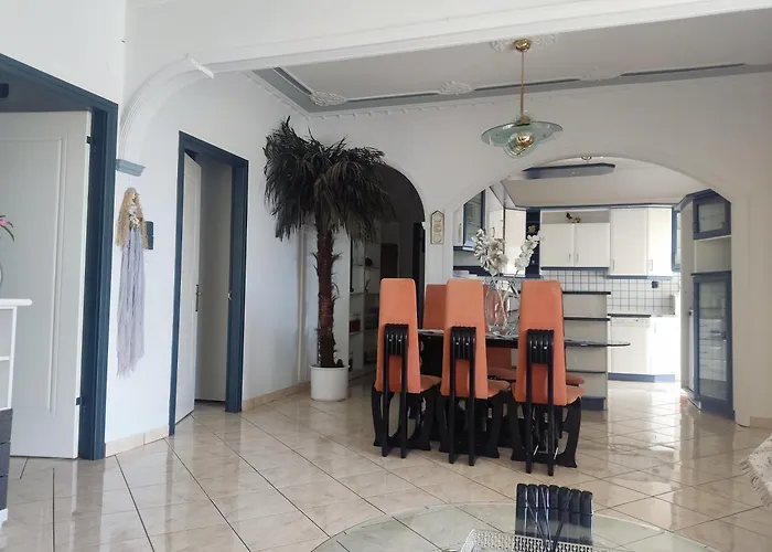 Apartament Rafaela's *